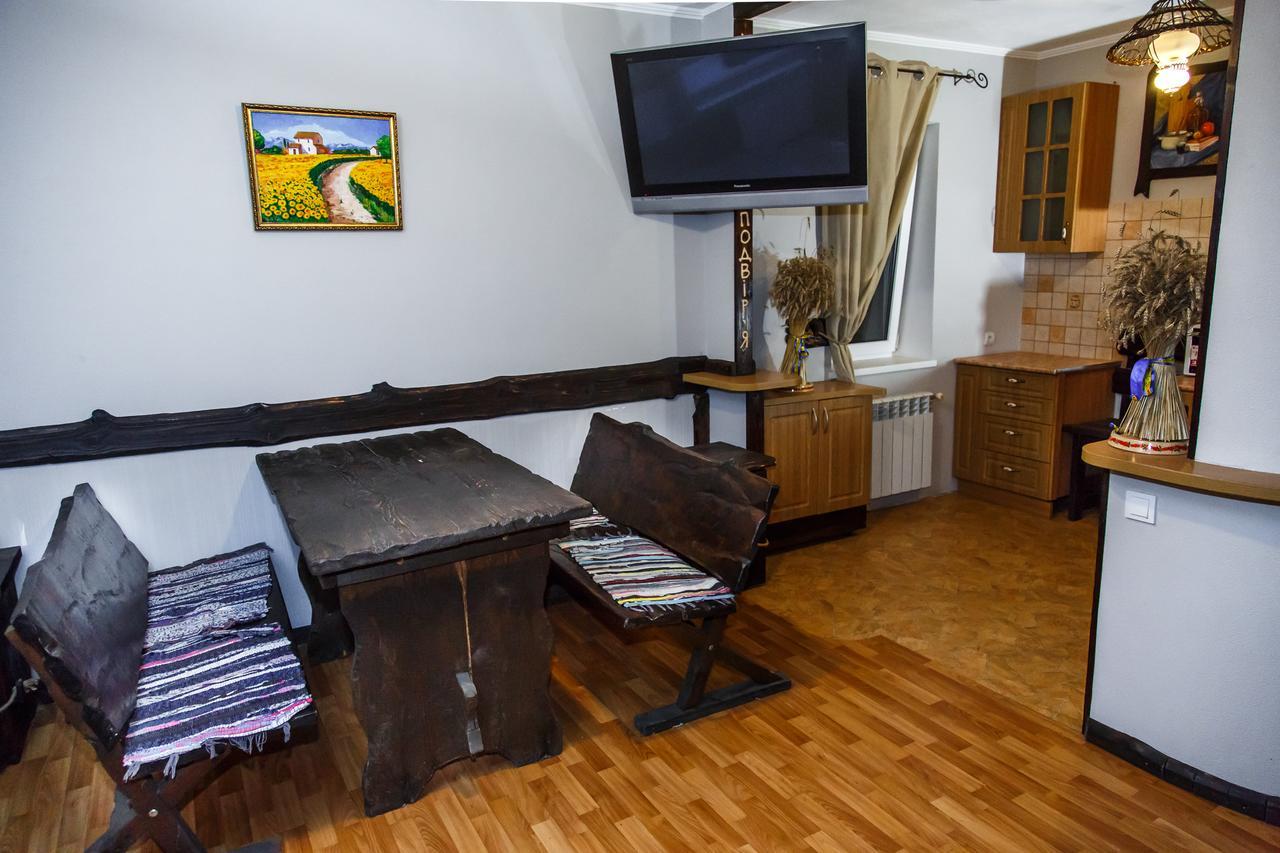 Dniprovskiy Dvir Stari Kodaky Dış mekan fotoğraf